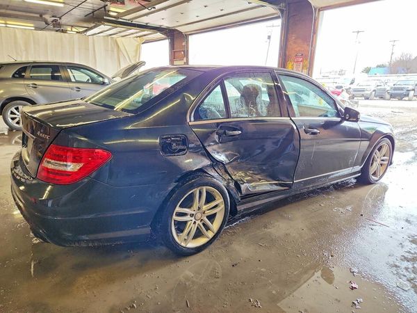 2012 MERCEDES-BENZ C C300 4-MATIC