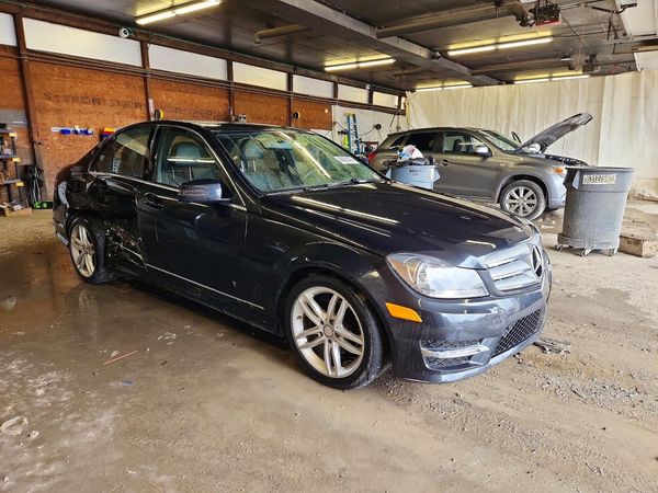 2012 MERCEDES-BENZ C C300 4-MATIC