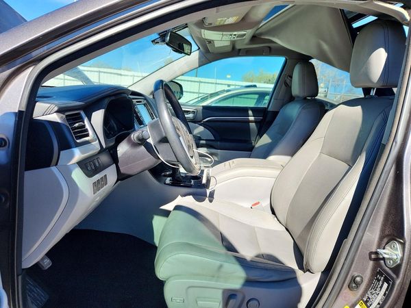 2015 TOYOTA HIGHLANDER