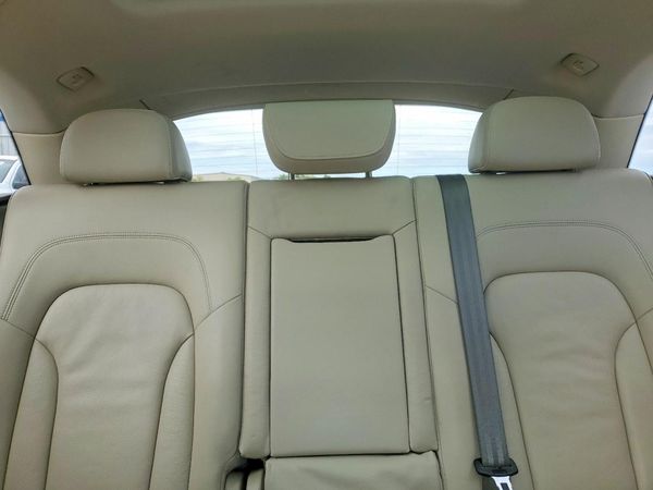 2016 AUDI Q5 quattro Premium Plus