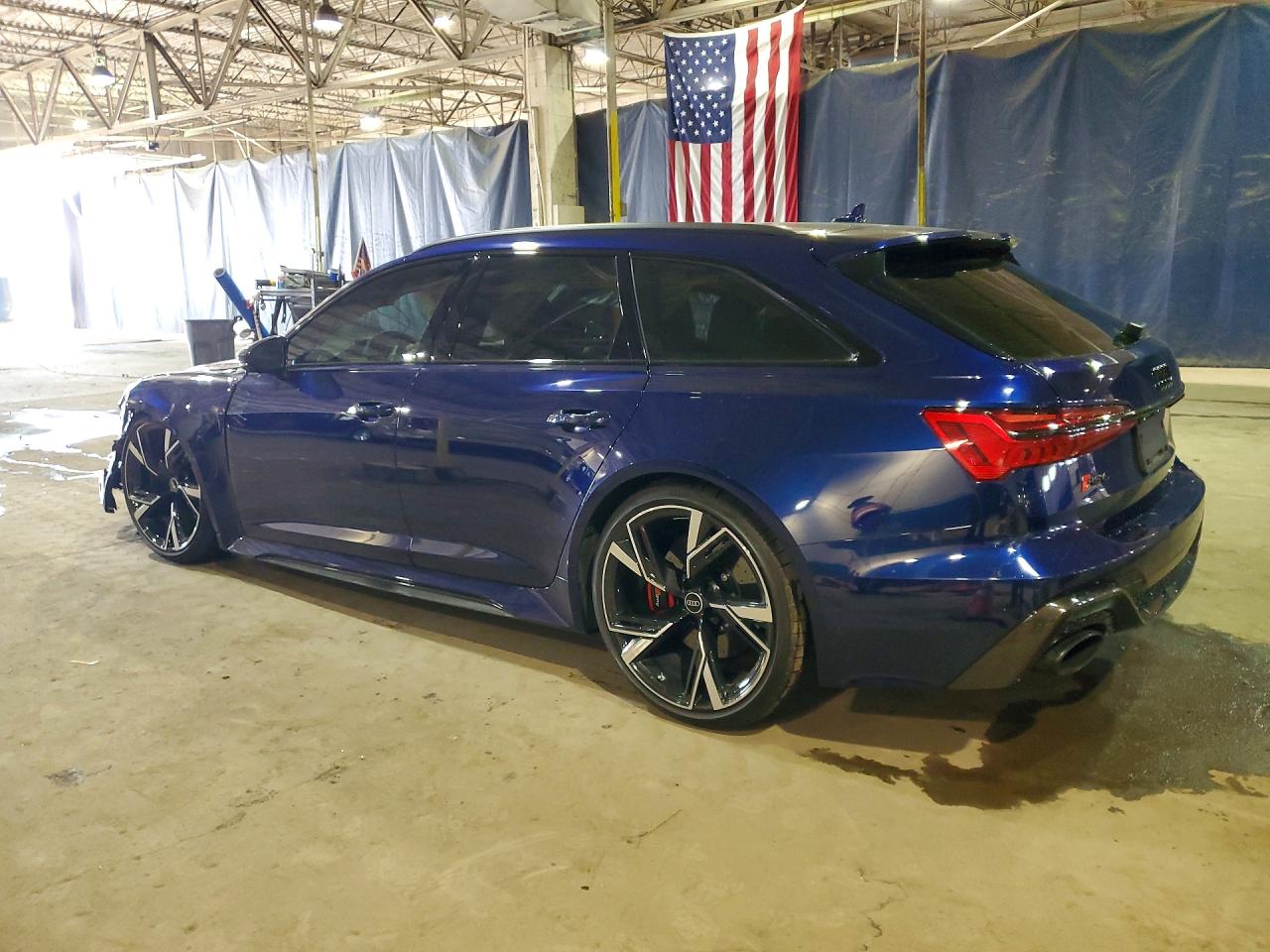 2021 AUDI RS6 quattro