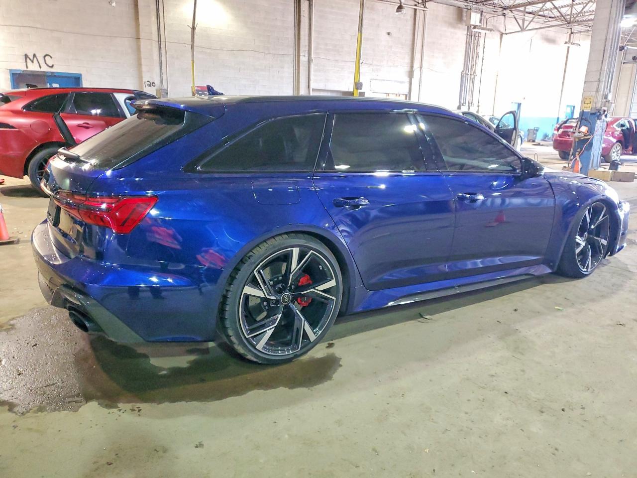 2021 AUDI RS6 quattro
