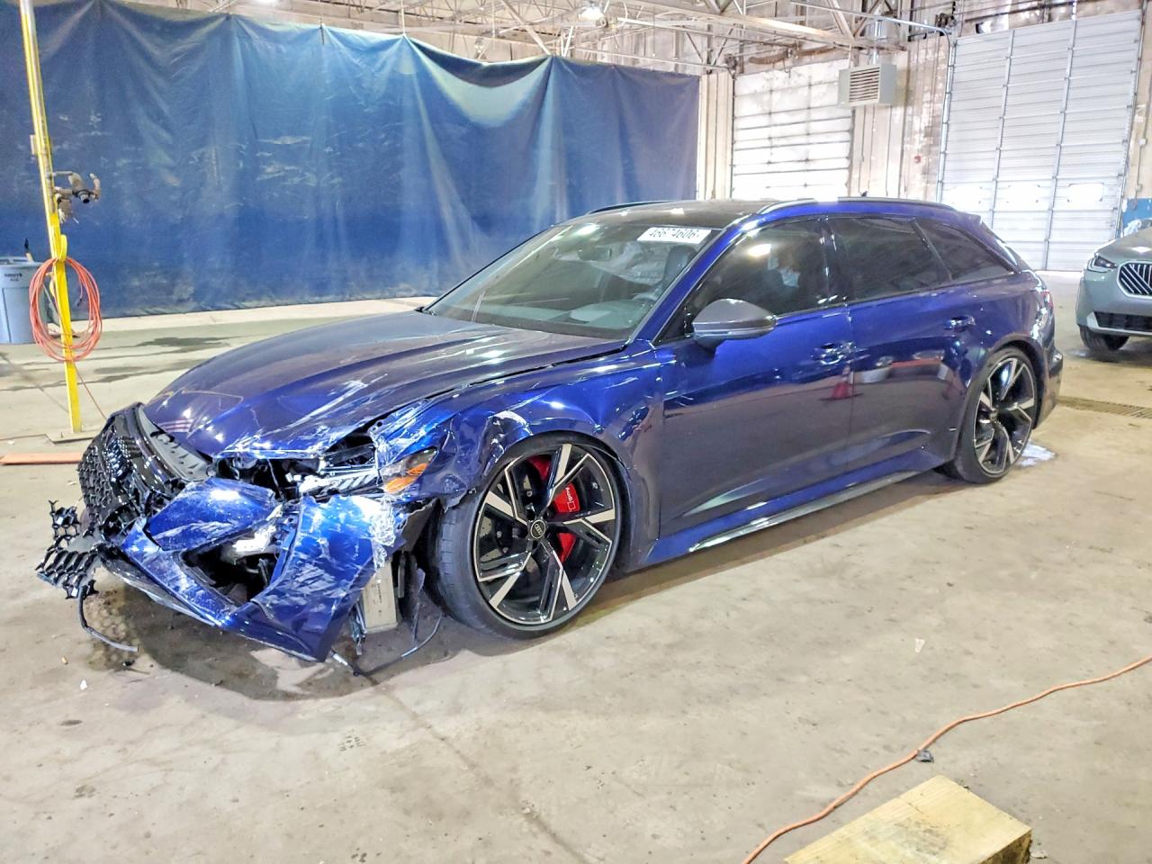 2021 AUDI RS6 quattro
