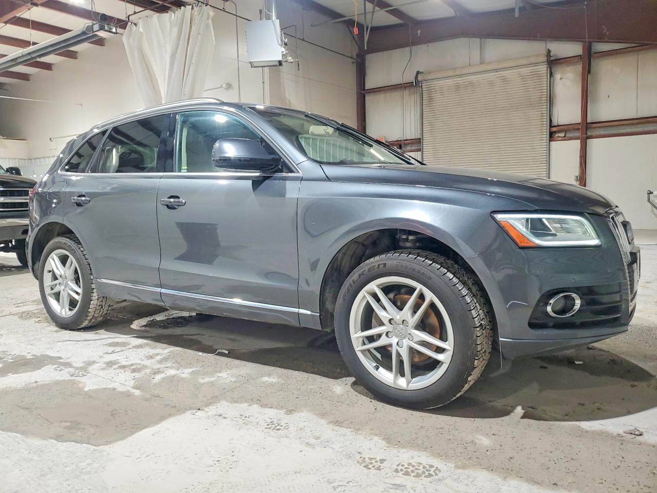 2017 AUDI Q5 quattro Premium