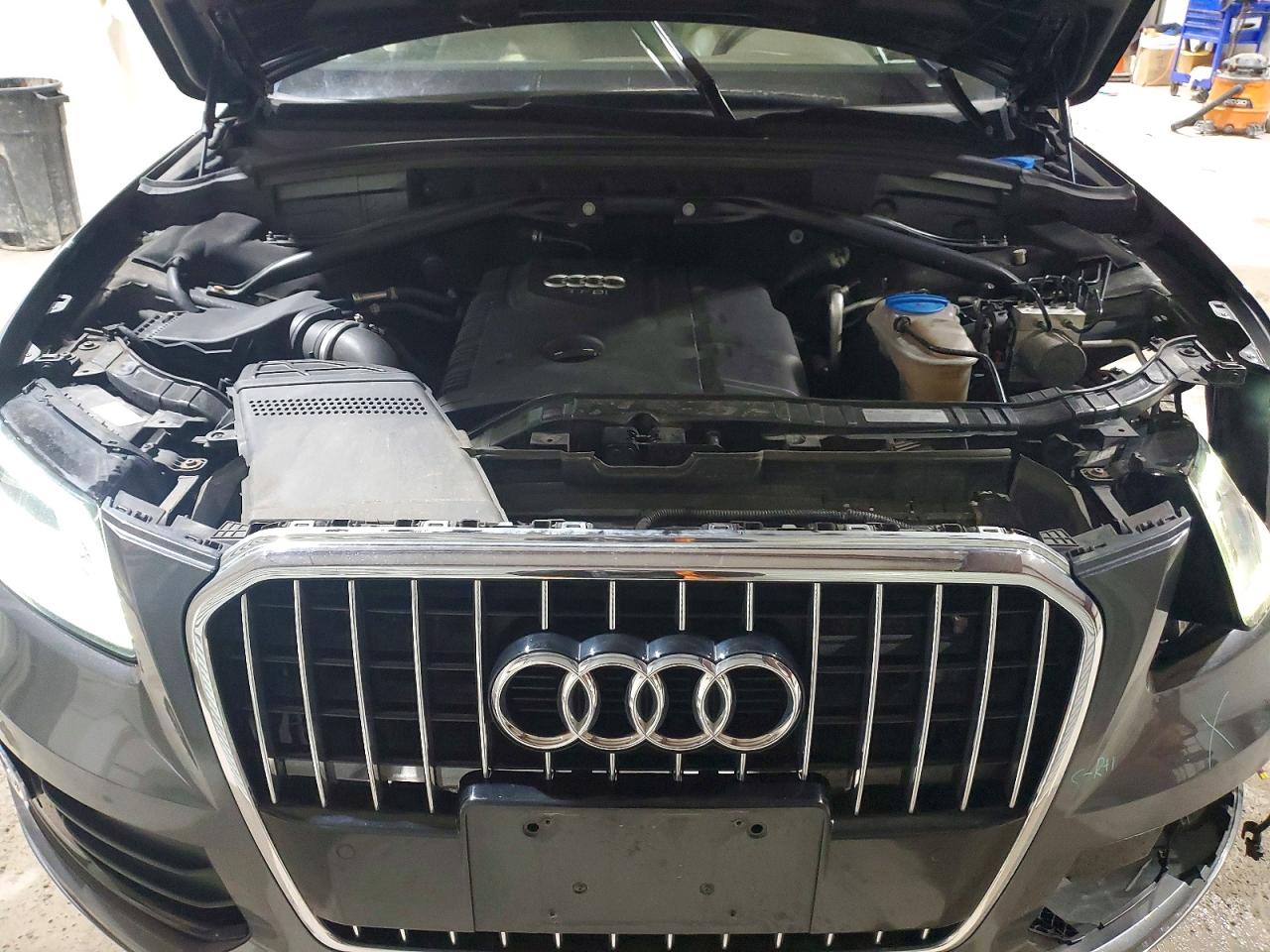 2017 AUDI Q5 quattro Premium