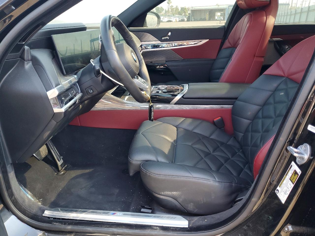 2024 BMW 740