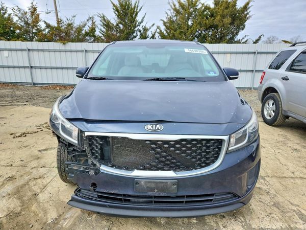 2017 KIA SEDONA