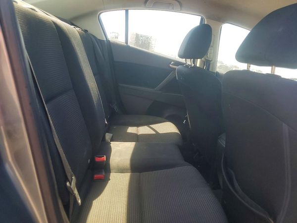 2013 MAZDA 3 Sport/GX