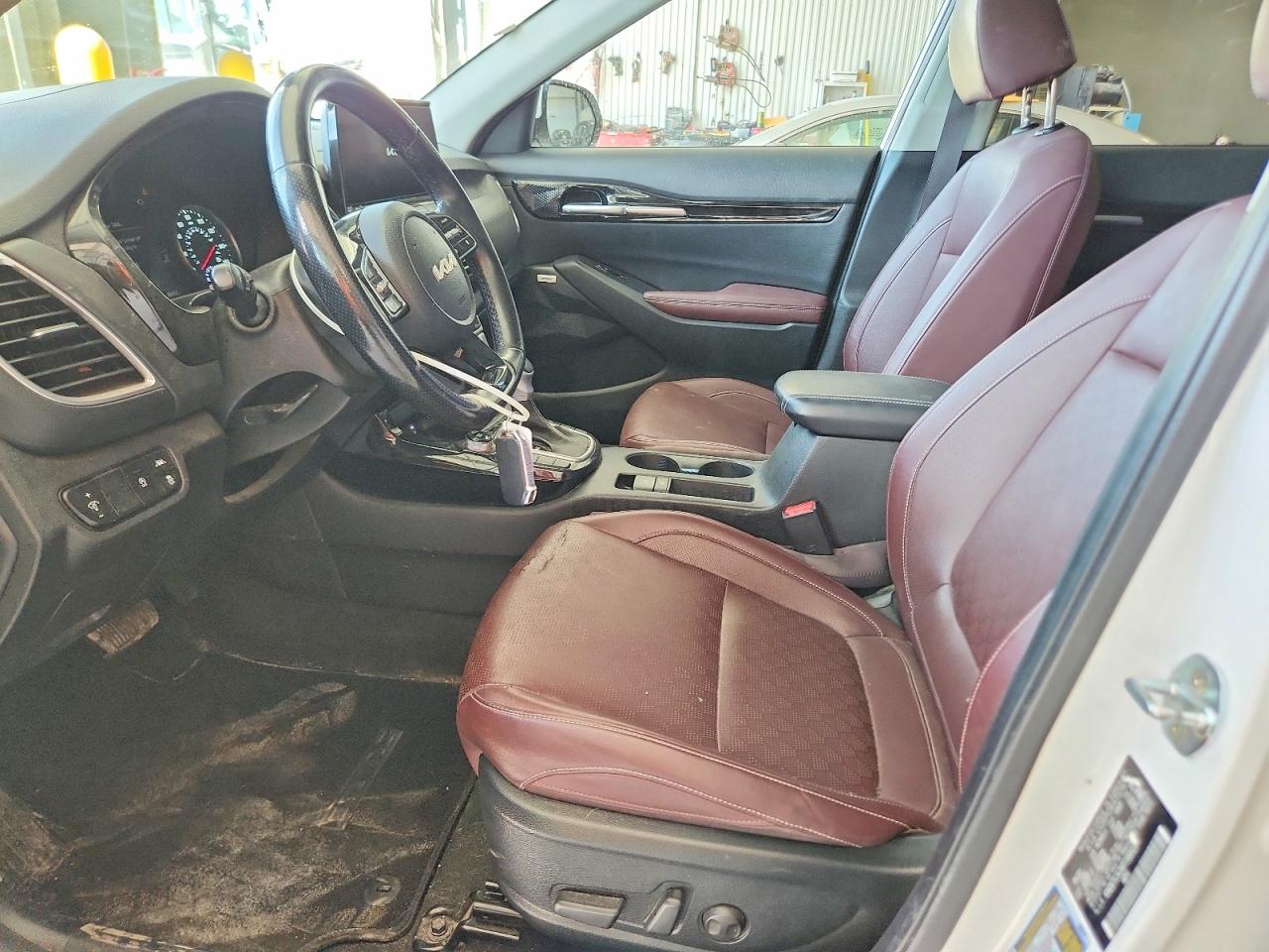 2023 KIA SELTOS SX