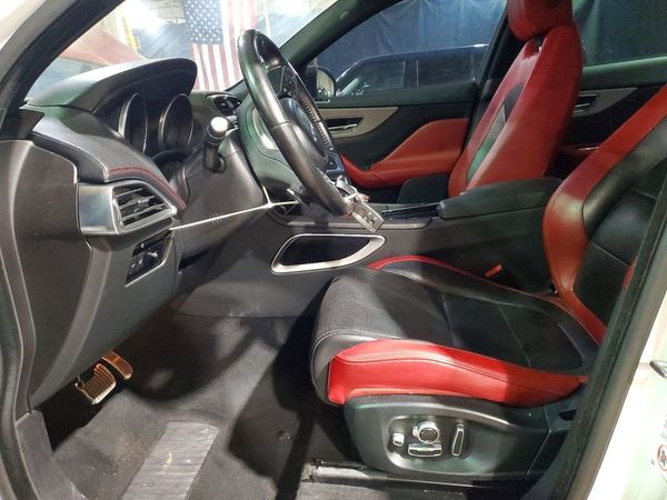 2018 JAGUAR F-PACE