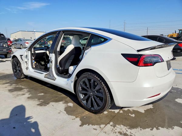 2020 TESLA MODEL 3