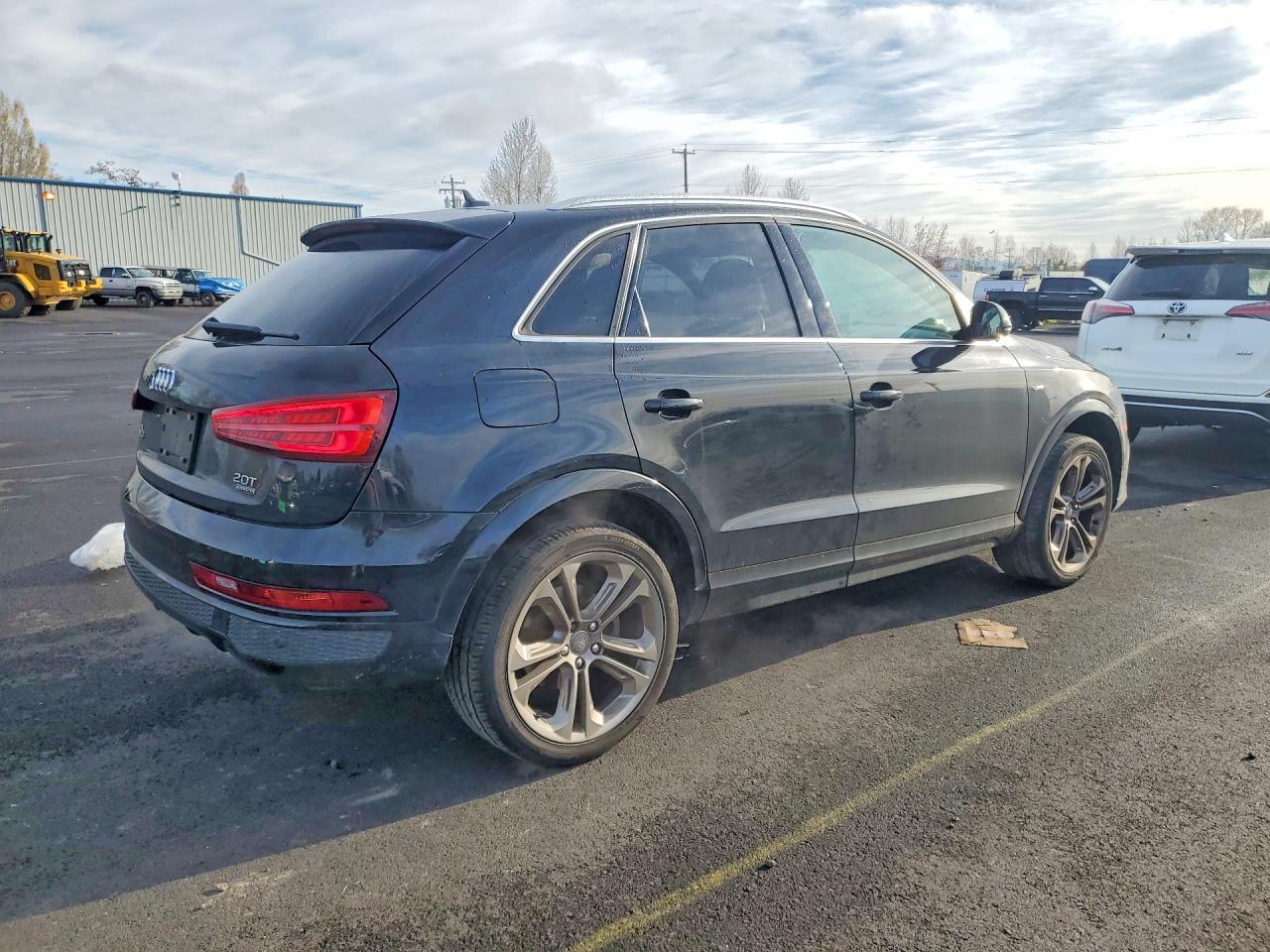 2016 AUDI Q3 quattro Prestige
