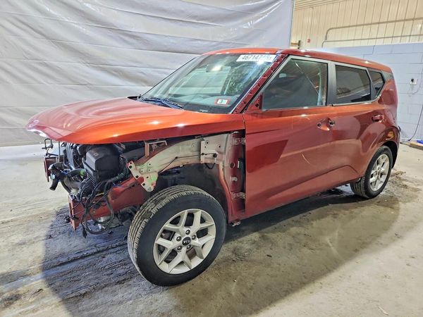 2021 KIA SOUL LX, S, X-Line