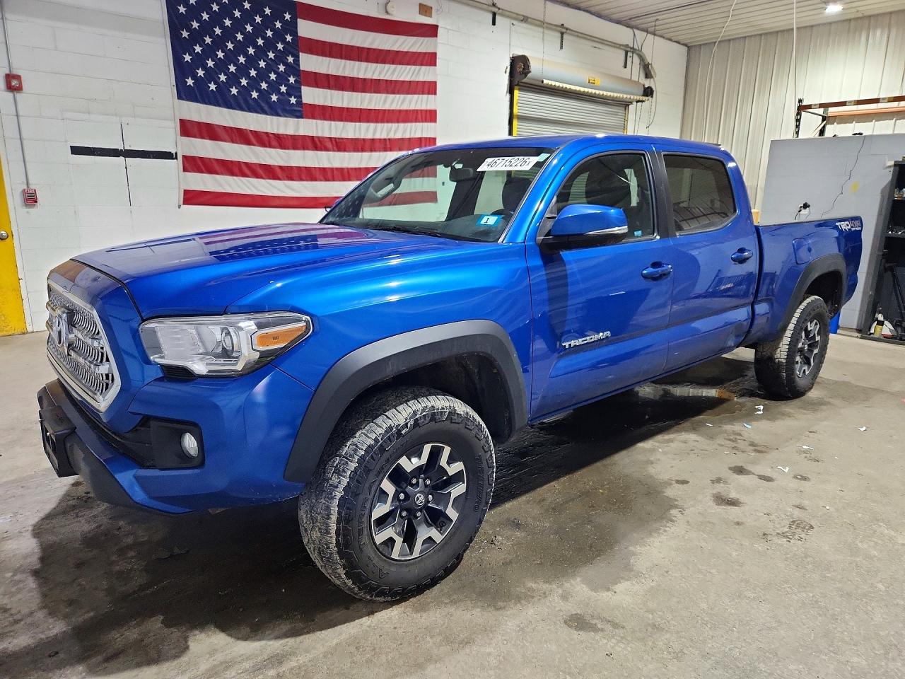2017 TOYOTA TACOMA