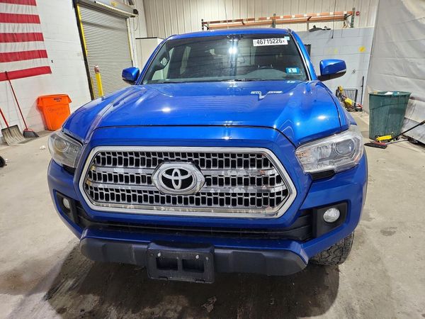 2017 TOYOTA TACOMA
