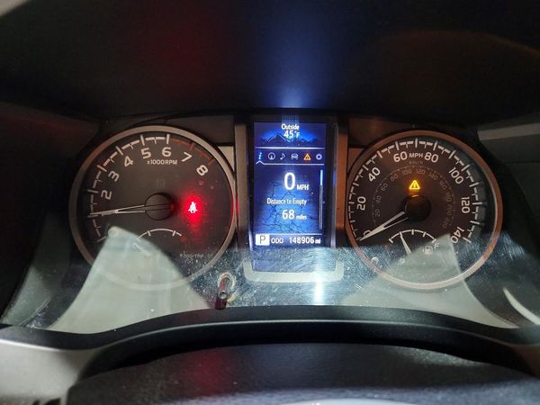 2017 TOYOTA TACOMA