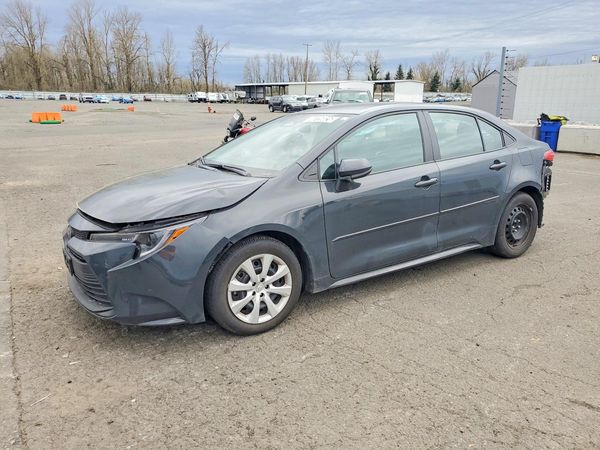 2024 TOYOTA COROLLA — Front 3/4