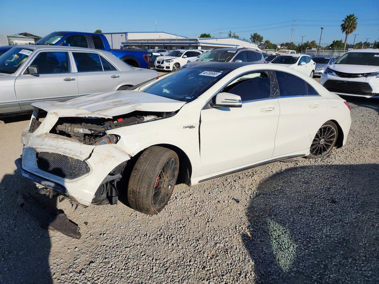 2015 MERCEDES-BENZ CLA CLA250