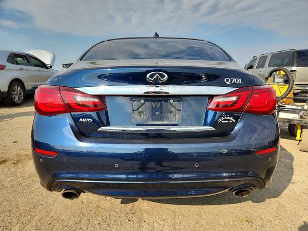 2016 INFINITI Q70L
