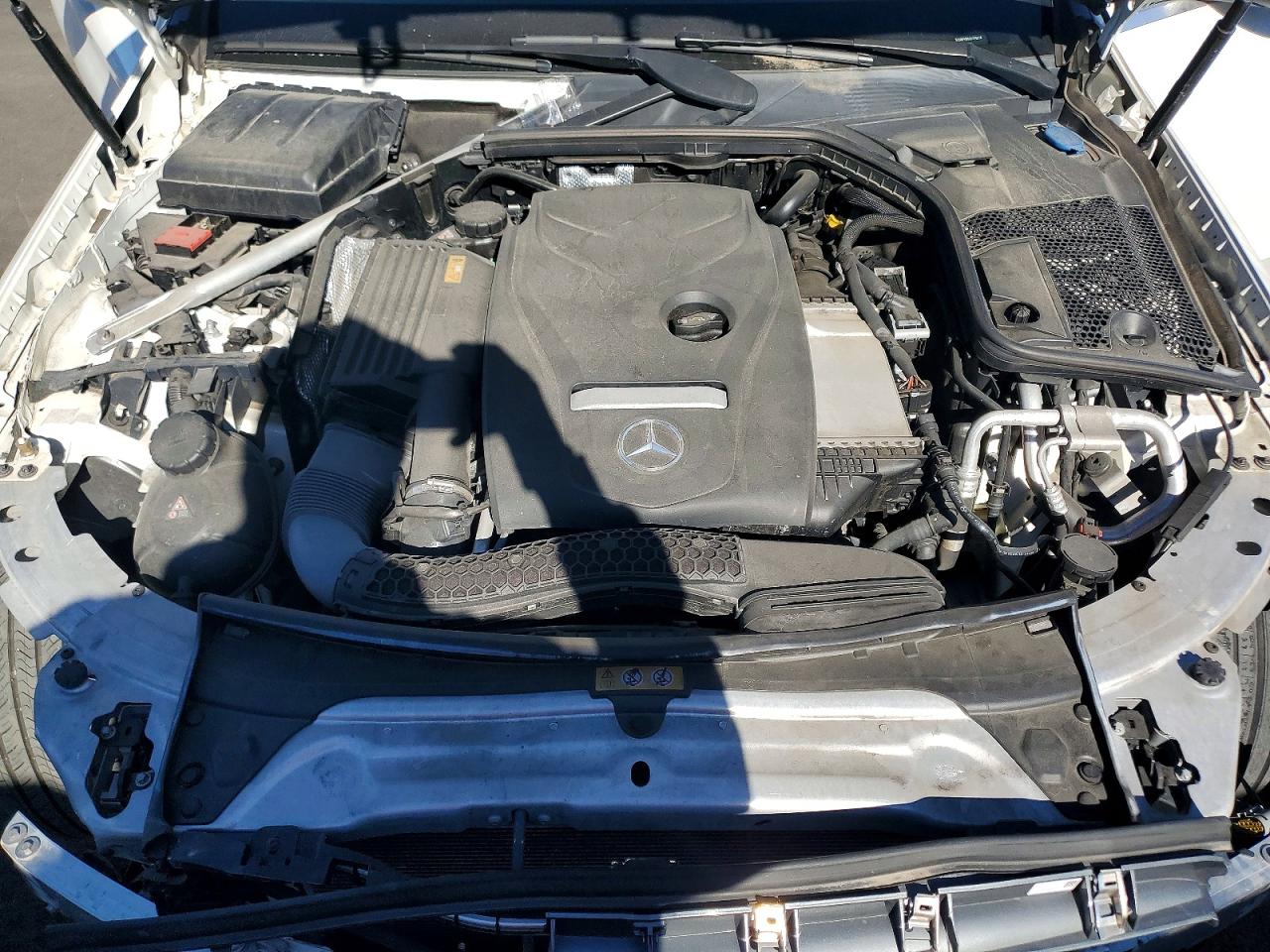 2016 MERCEDES-BENZ C C300