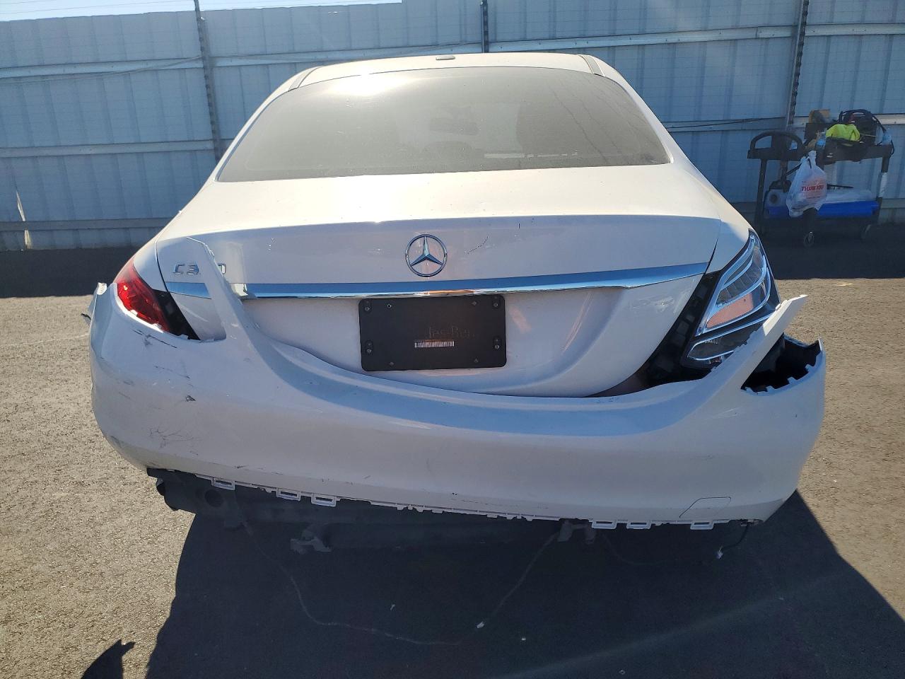 2016 MERCEDES-BENZ C C300