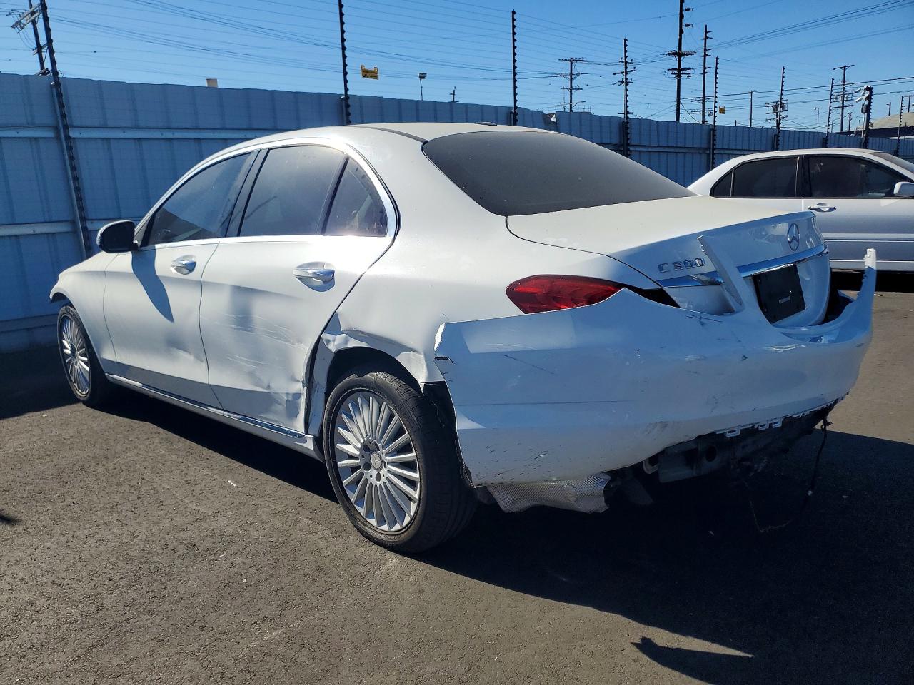 2016 MERCEDES-BENZ C C300