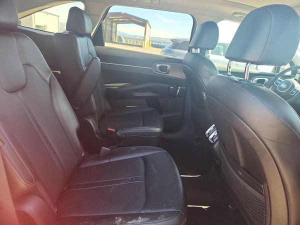 2021 KIA SORENTO