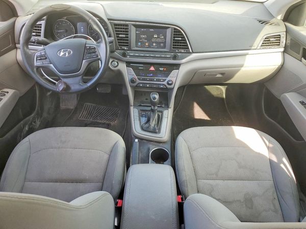 2017 HYUNDAI ELANTRA