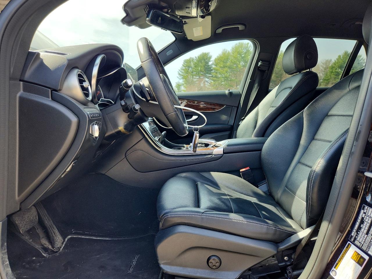 2019 MERCEDES-BENZ GLC