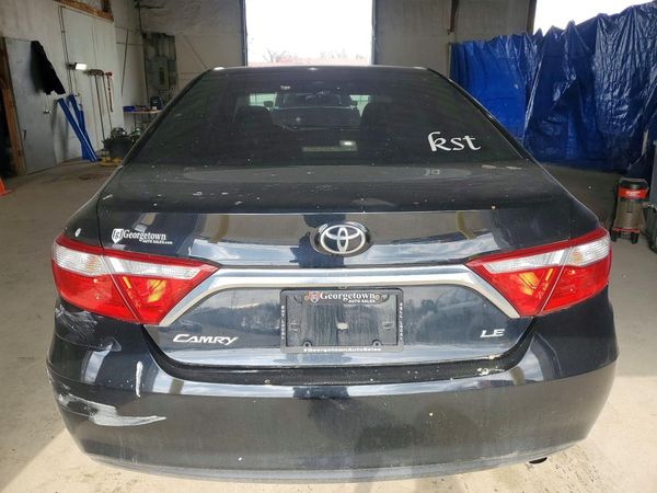 2016 TOYOTA CAMRY