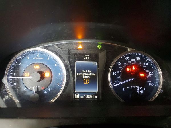 2016 TOYOTA CAMRY