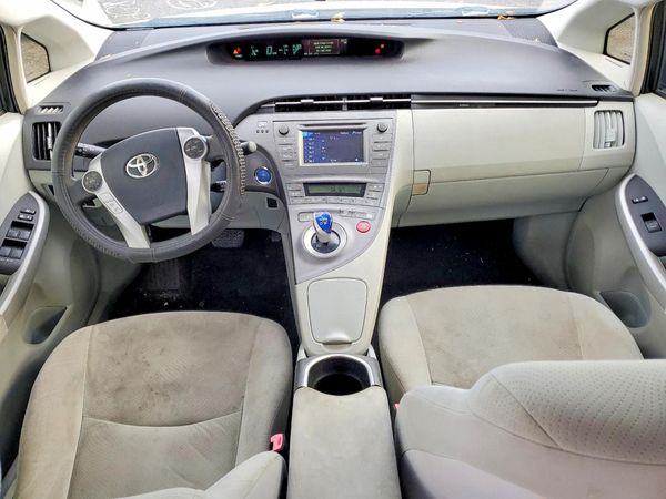 2012 TOYOTA PRIUS