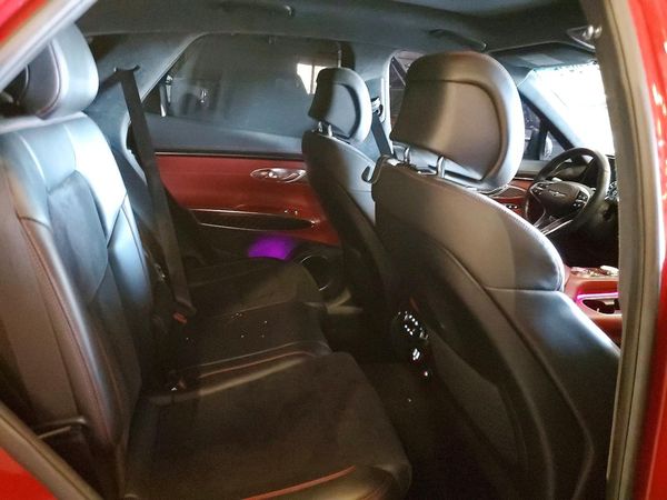 2022 GENESIS GV70