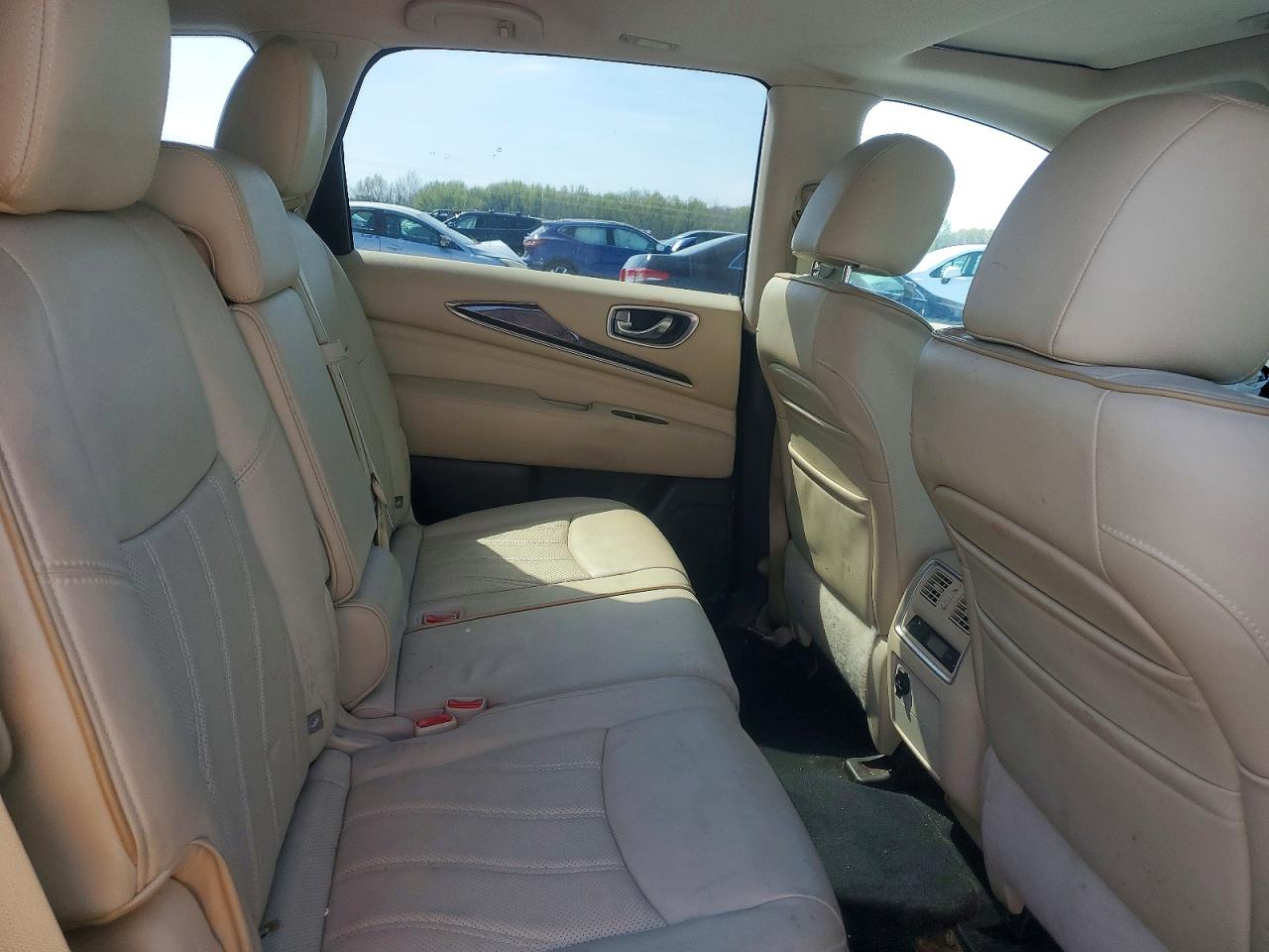 2015 INFINITI QX60