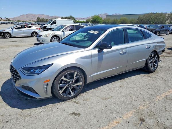2022 HYUNDAI SONATA