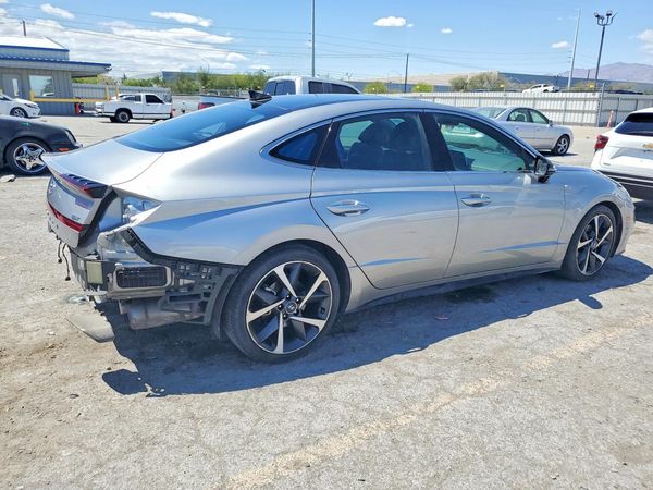 2022 HYUNDAI SONATA