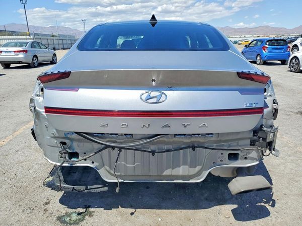 2022 HYUNDAI SONATA