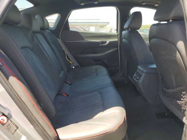 2022 HYUNDAI SONATA