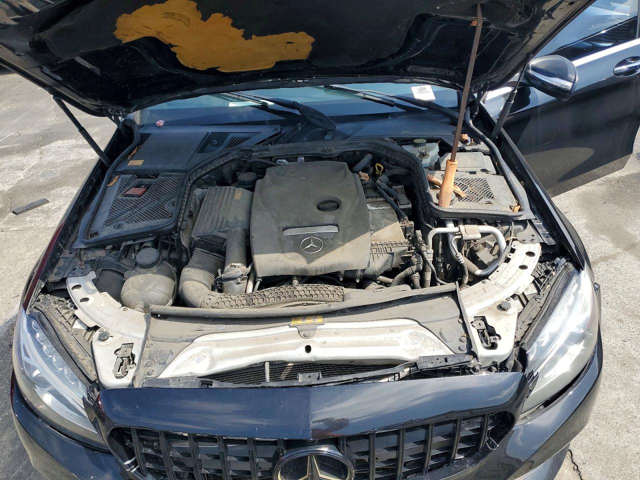 2015 MERCEDES-BENZ C Base