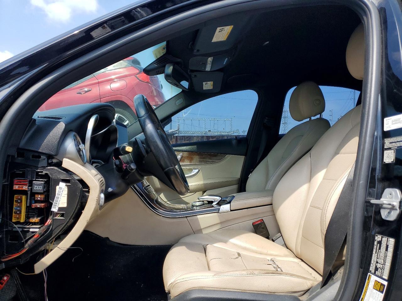 2015 MERCEDES-BENZ C Base