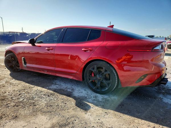 2018 KIA STINGER GT1