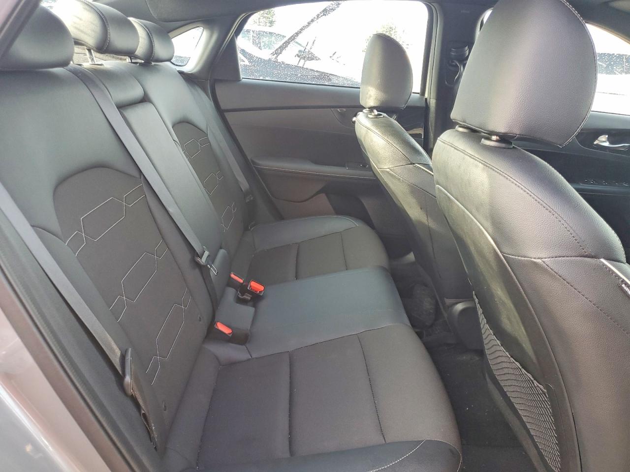 2024 KIA FORTE GT Line