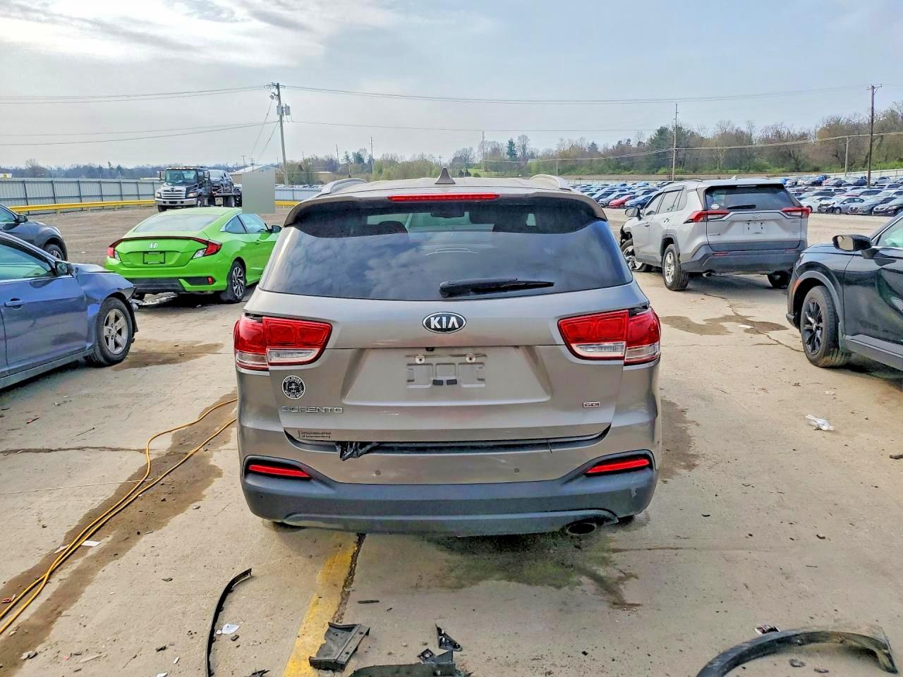 2018 KIA SORENTO L, LX