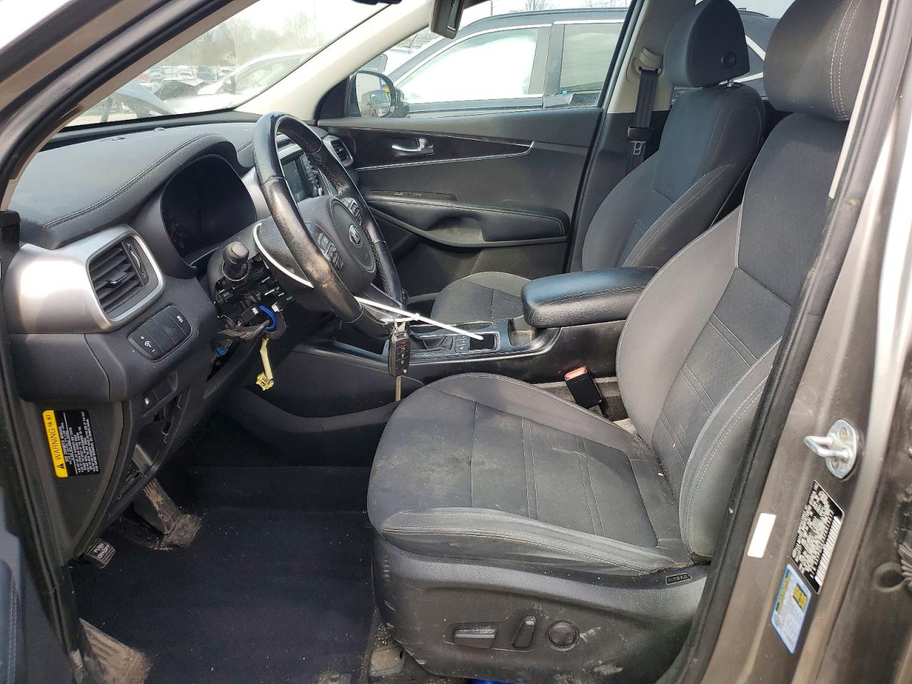 2018 KIA SORENTO L, LX