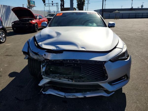 2017 INFINITI Q60