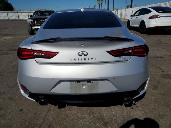2017 INFINITI Q60