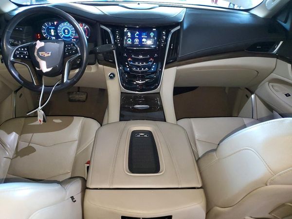 2019 CADILLAC ESCALADE ESV Luxury