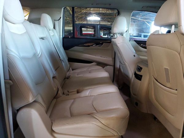 2019 CADILLAC ESCALADE ESV Luxury
