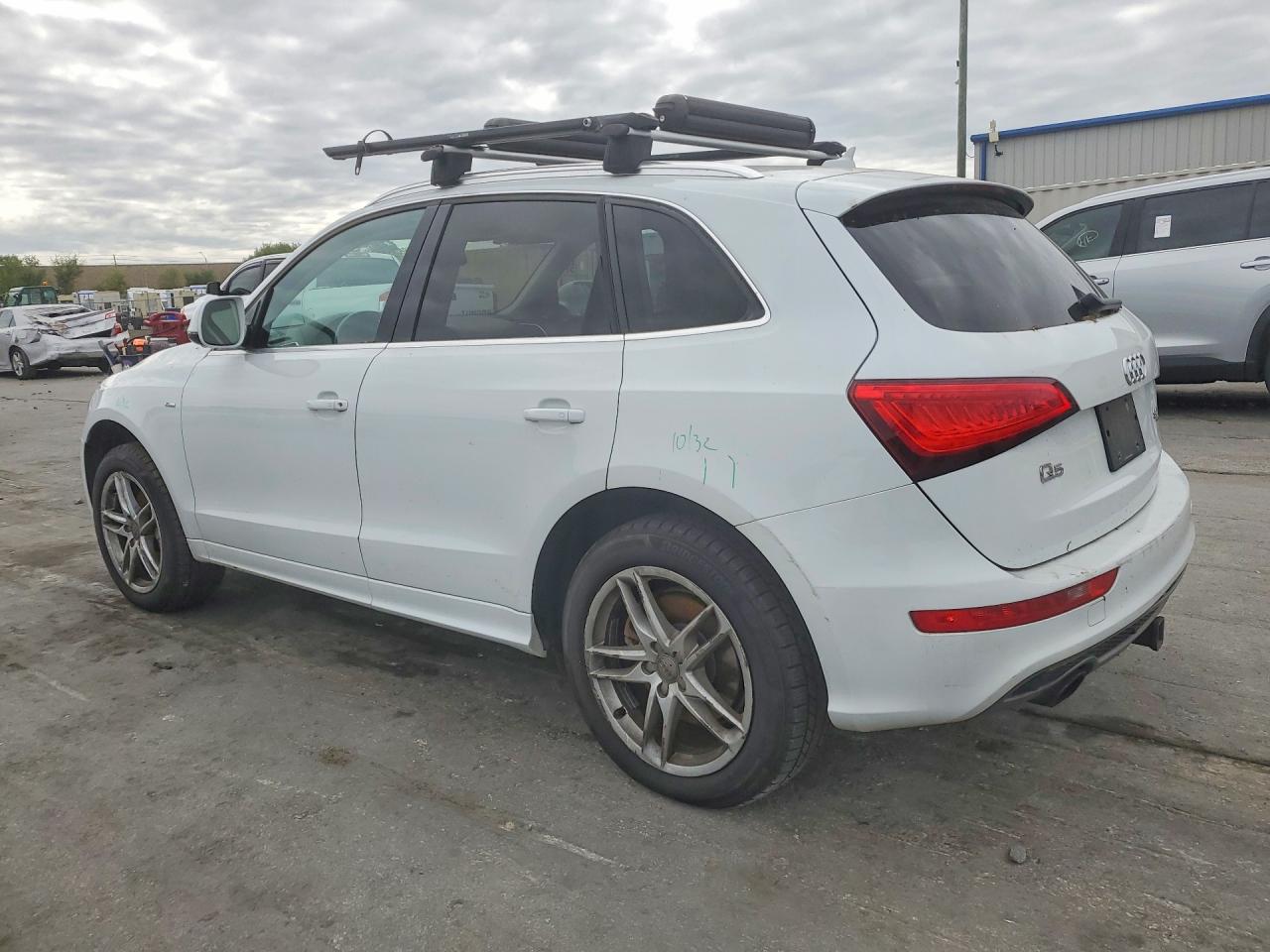 2014 AUDI Q5
