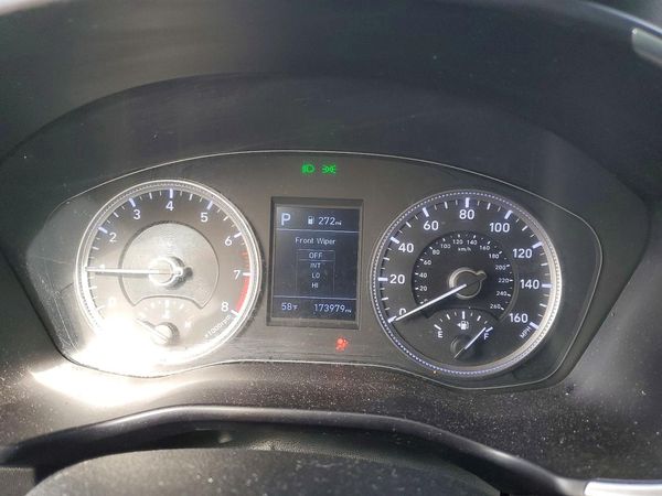 2019 HYUNDAI SANTA FE SE